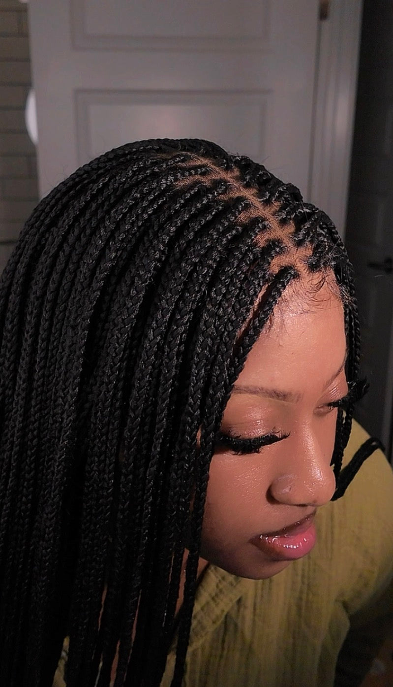 Jazliza | Braided wig | Knotless Braids